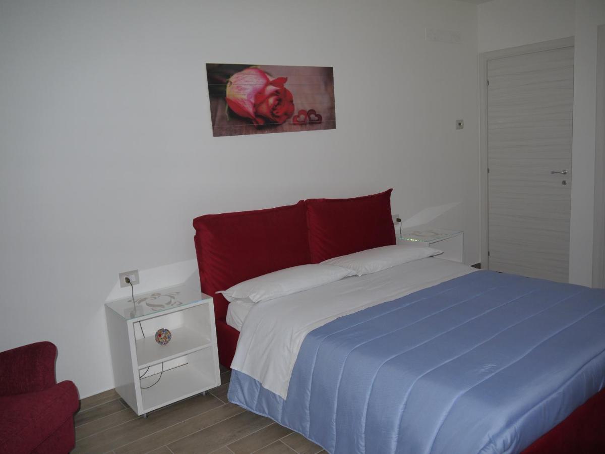 Bed and Breakfast "Cara Pace" In Collina Per Famiglie Montefiore Conca Exterior foto