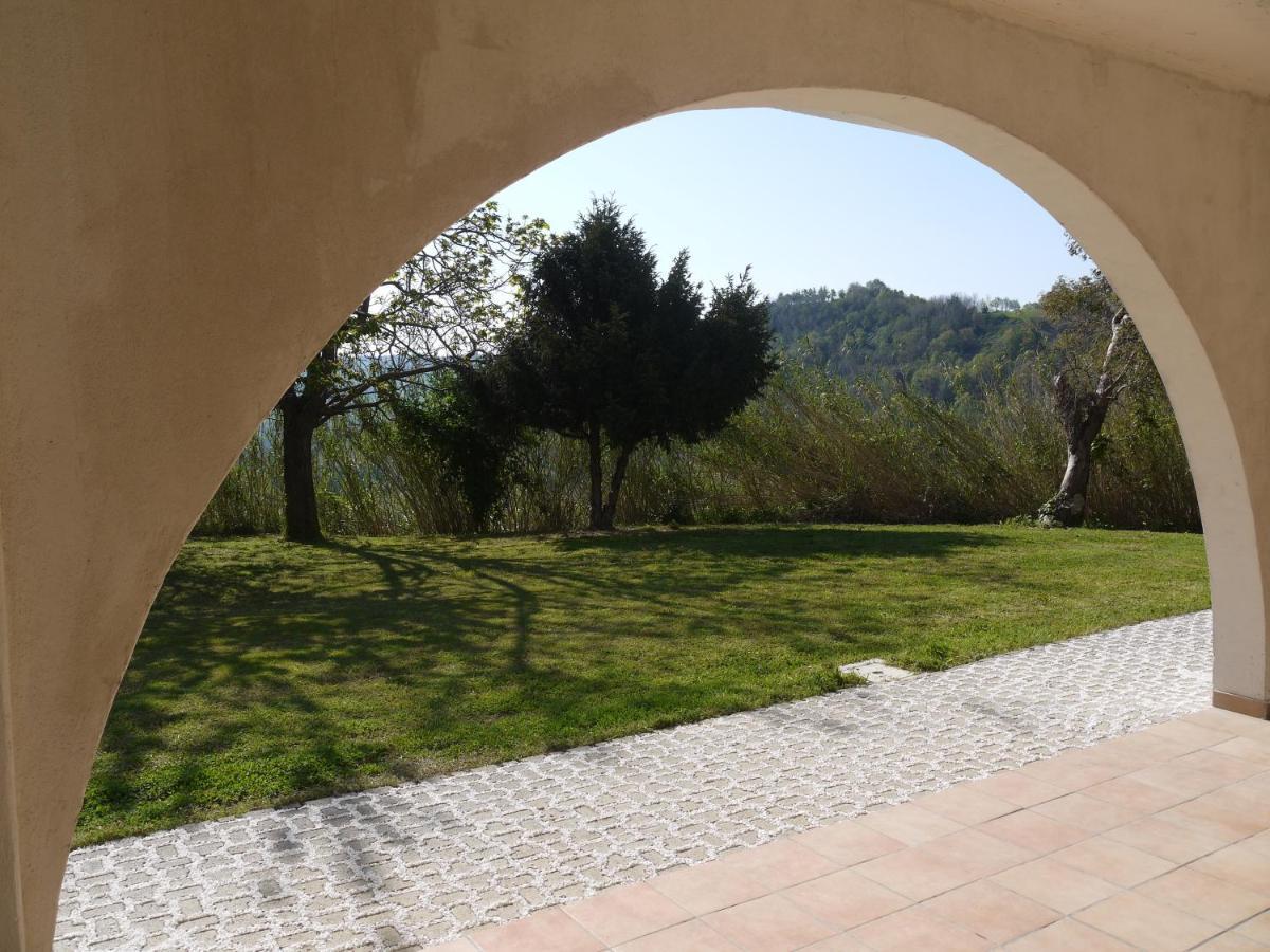 Bed and Breakfast "Cara Pace" In Collina Per Famiglie Montefiore Conca Exterior foto