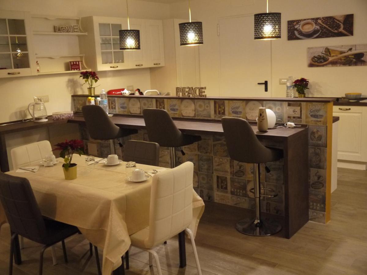 Bed and Breakfast "Cara Pace" In Collina Per Famiglie Montefiore Conca Exterior foto